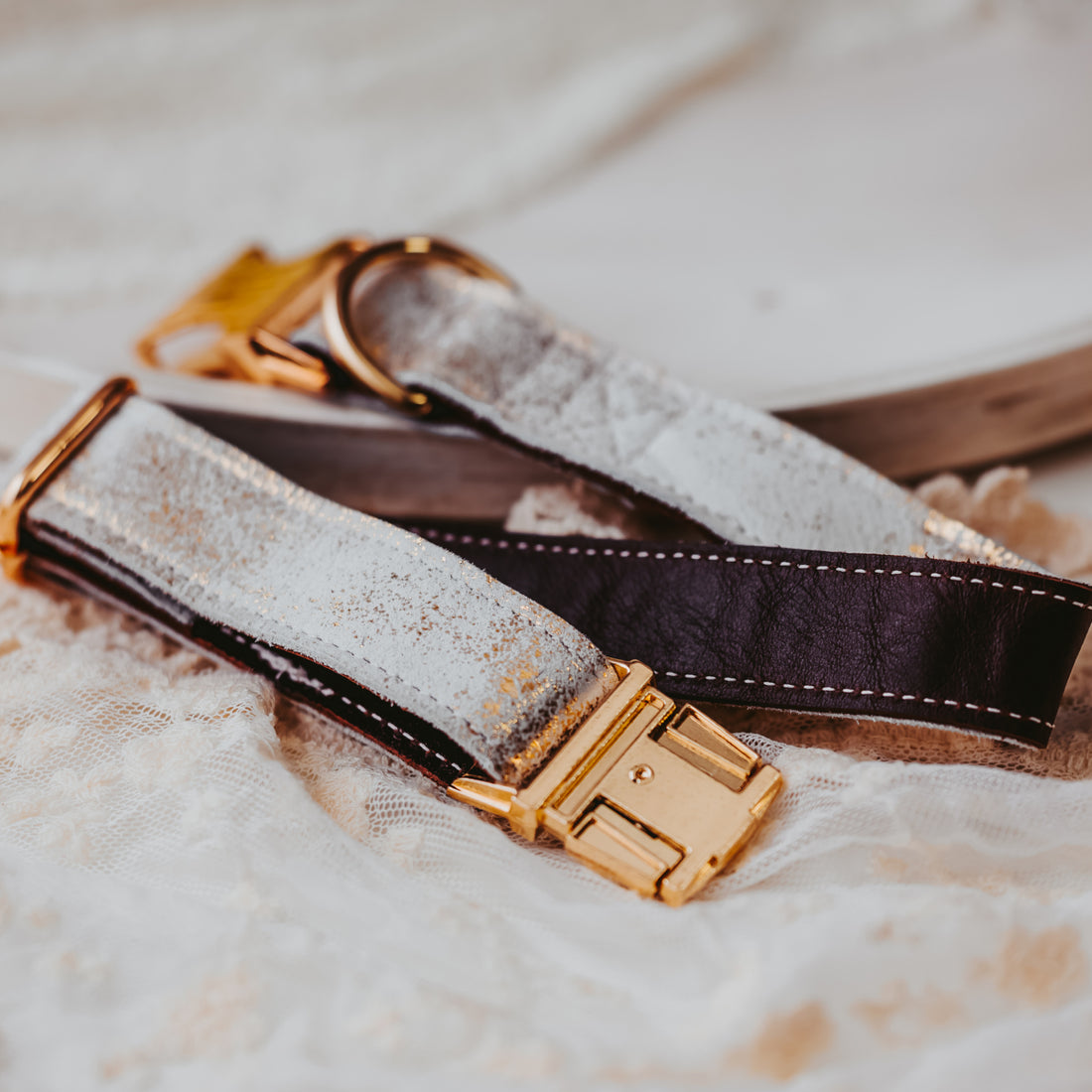The Snow White Cowhide Leather Collar