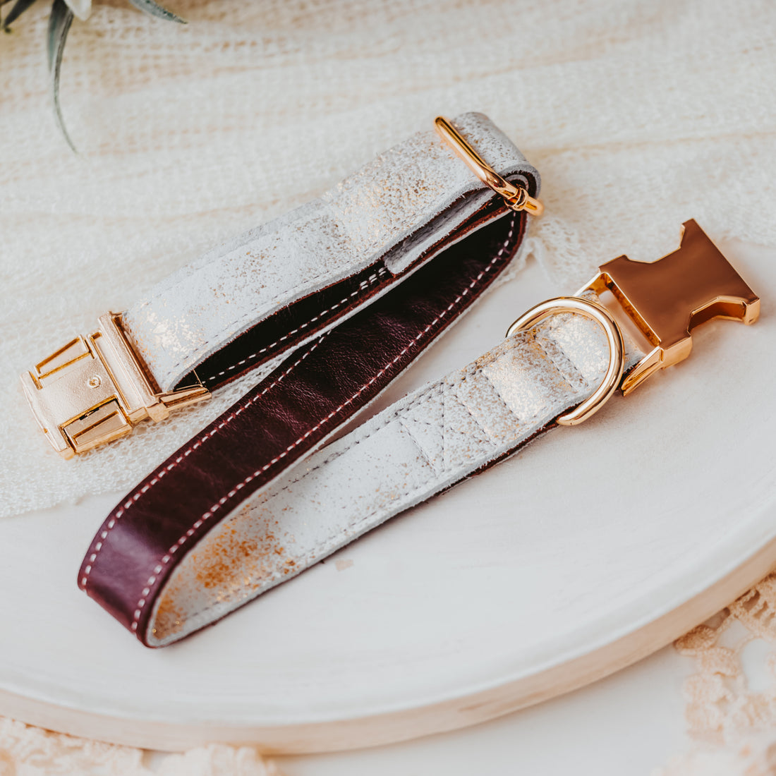 The Snow White Cowhide Leather Collar